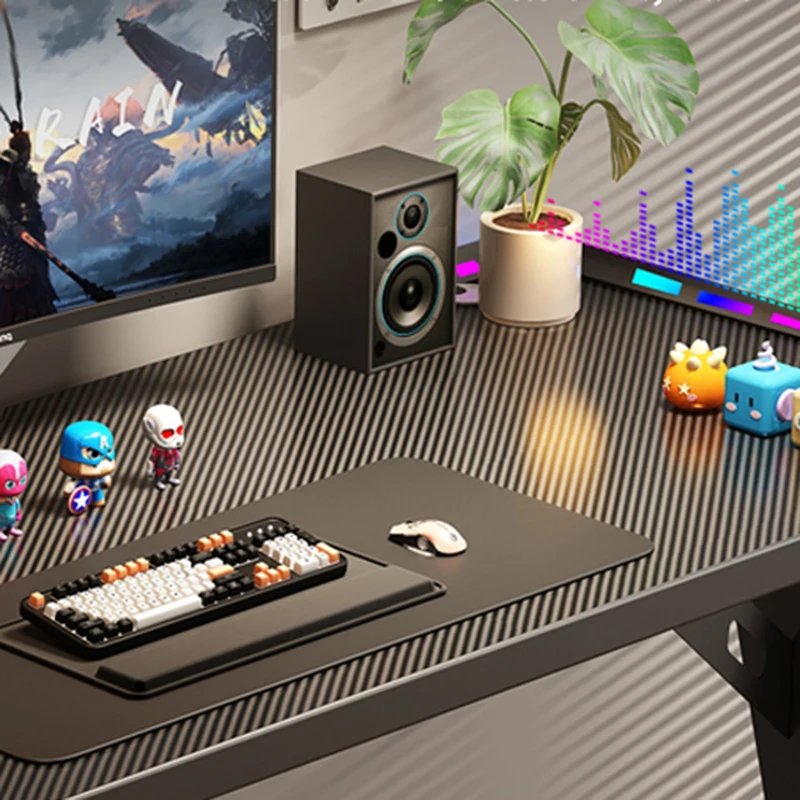 Tavoli da Gaming per PC, Scriv - Desk Setup With Laptop And Monitor recensione e prezzo